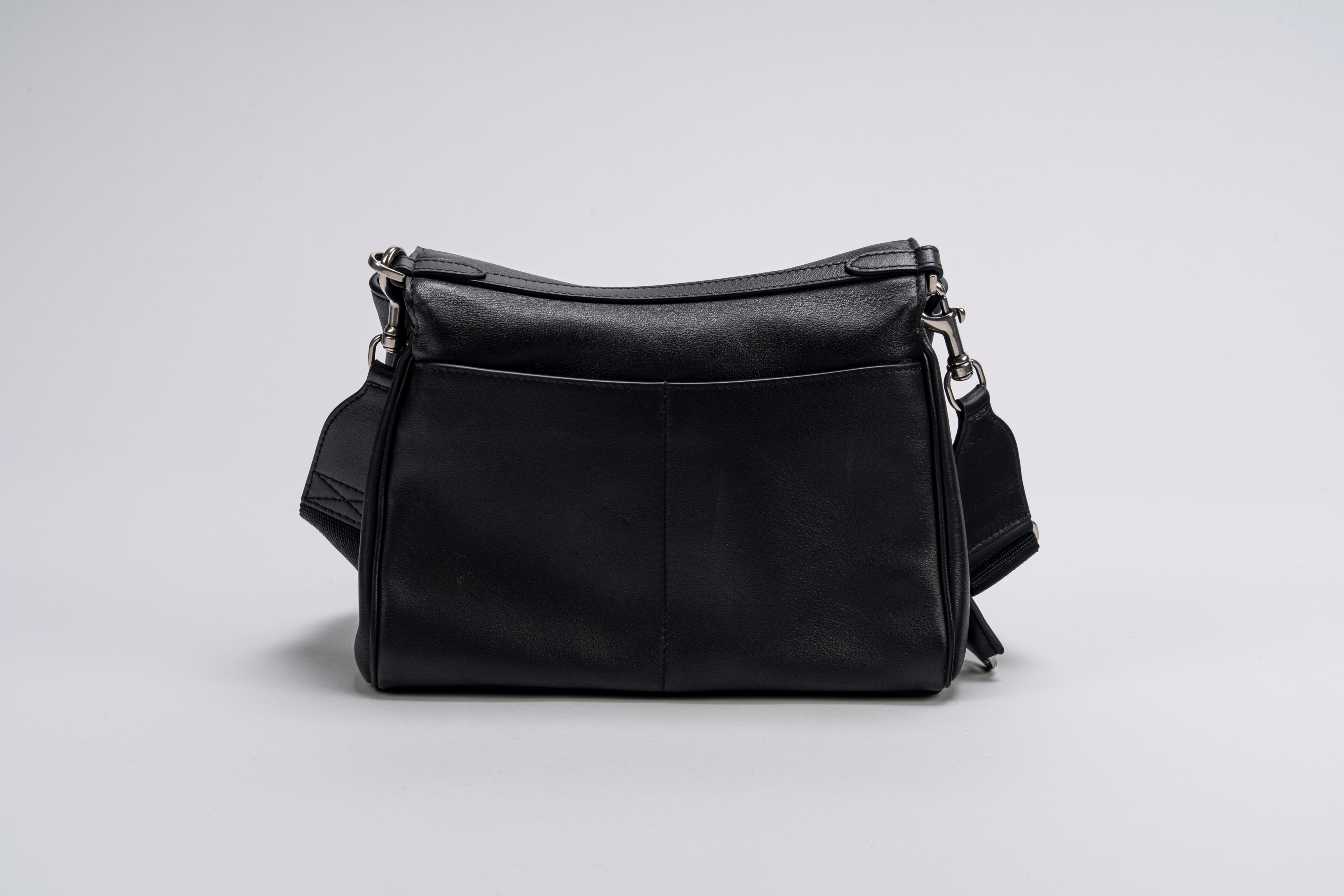 Balenciaga - Borsa Rodeo Messenger in pelle nera con tracolla regolabile