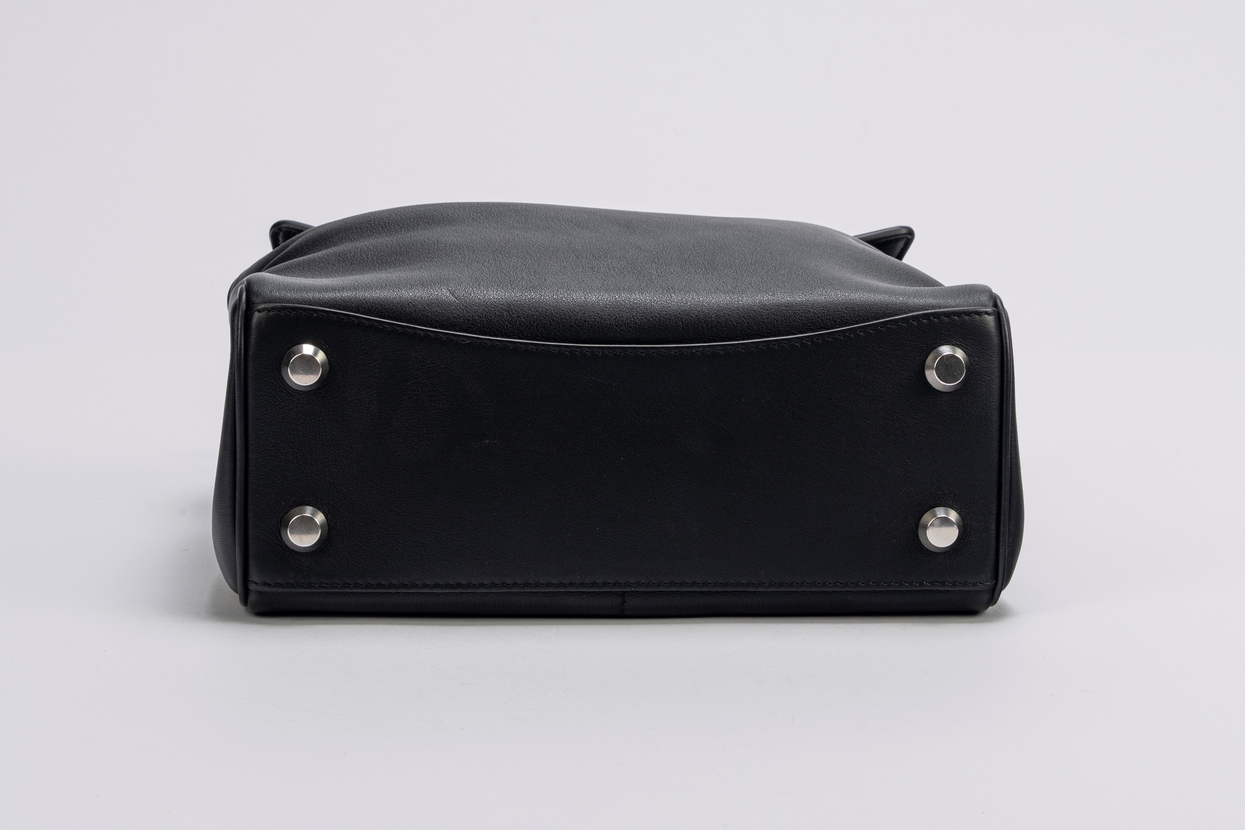 Balenciaga - Borsa Rodeo Messenger in pelle nera con tracolla regolabile