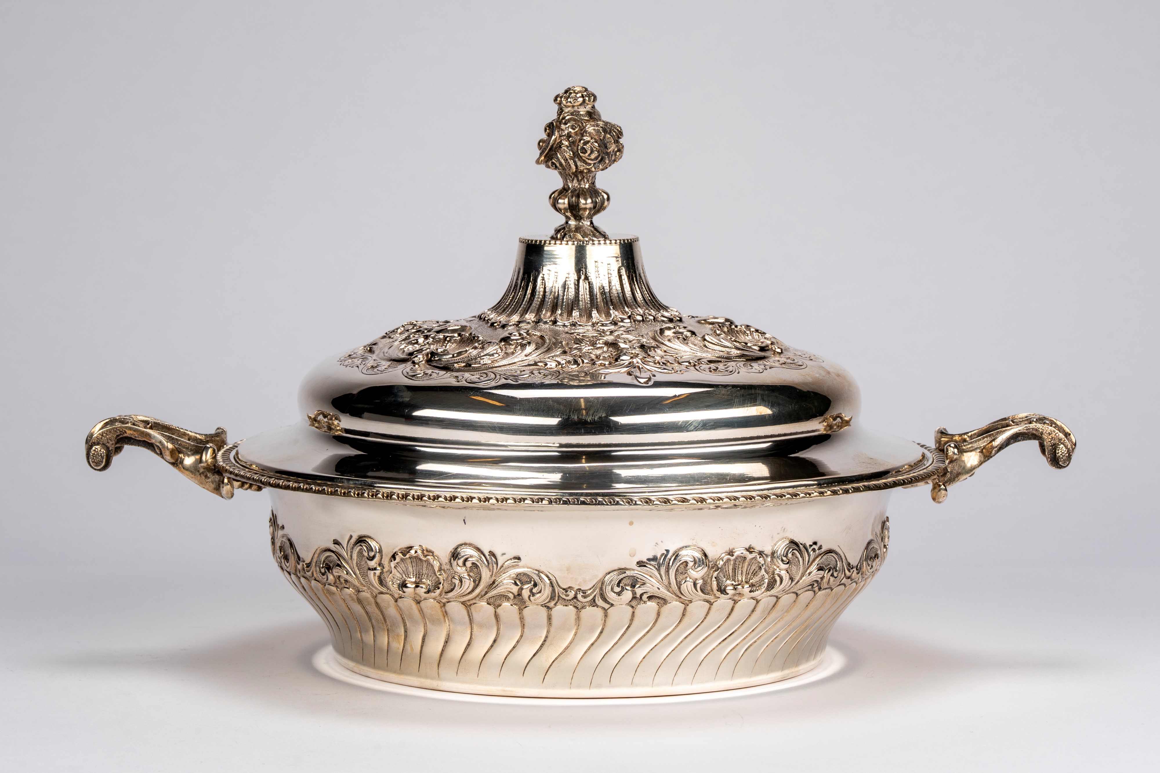 Biscottiera con coperchio