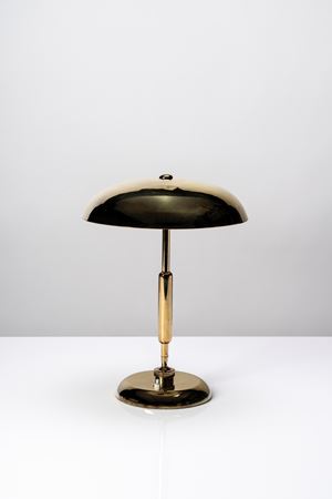 Lampada da tavolo orientabile