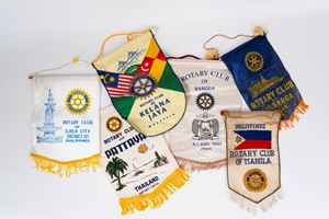 Serie di gagliardetti rotariani dell'India, Filippine e Malaysia