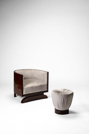 Poltrona con ottomana