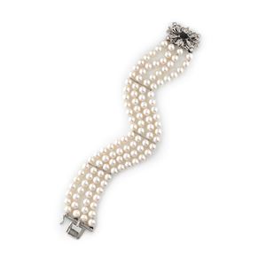 Bracelet with pearls
