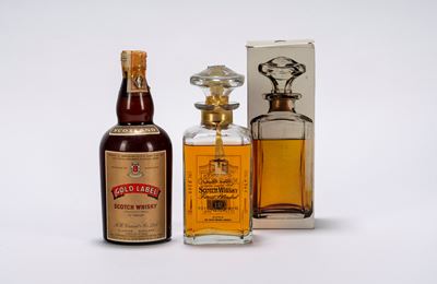Gold Label, Whisky 0,75l 43% Vol. e Gold Park, Decanter 0,70l 40% Vol.