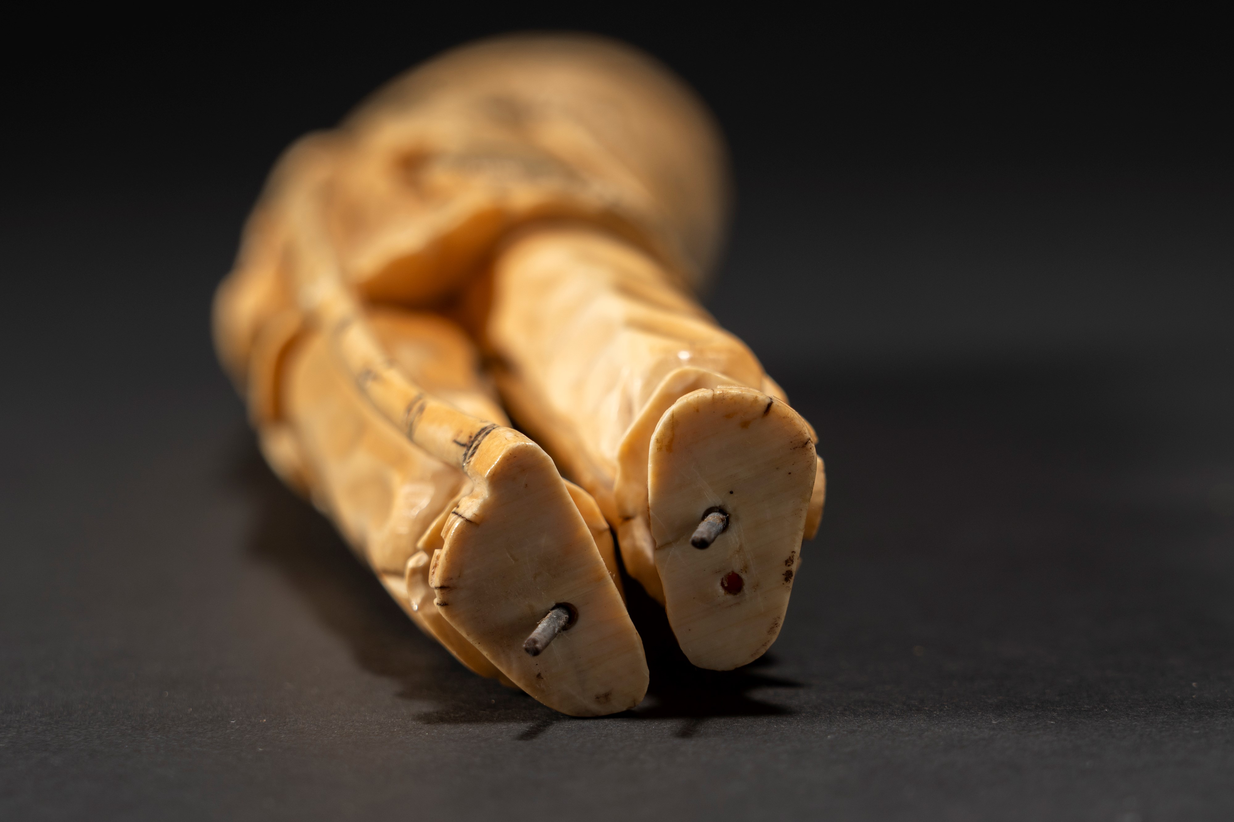 Quattro sculture in avorio, Cina, Tarda dinastia QIng / Periodo della Repubblica