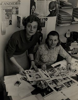 Le sorelle Luciana e Angela Giussani nel loro studio dove, aiutate da 2 loro assistenti, creano DIABOLIK