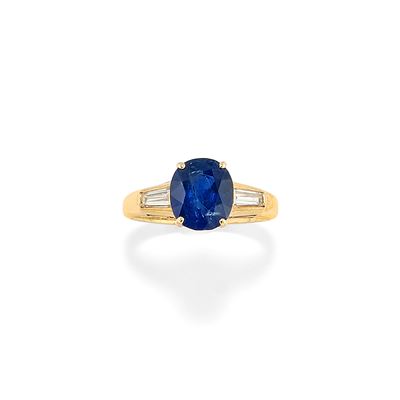 Anello con zaffiro “Burma” no heat e diamanti, in oro giallo 18k
