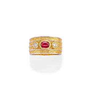 Anello con rubino