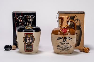 Selection di Decanter di Whisky, inclusi Long John e Crabbie 12 Years Old