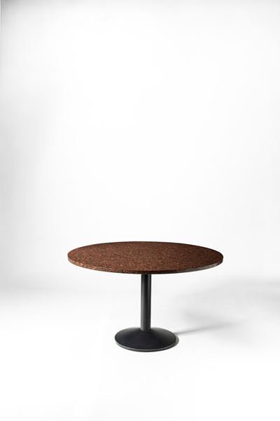 Tavolo modello TL30, metallo laccato e granito