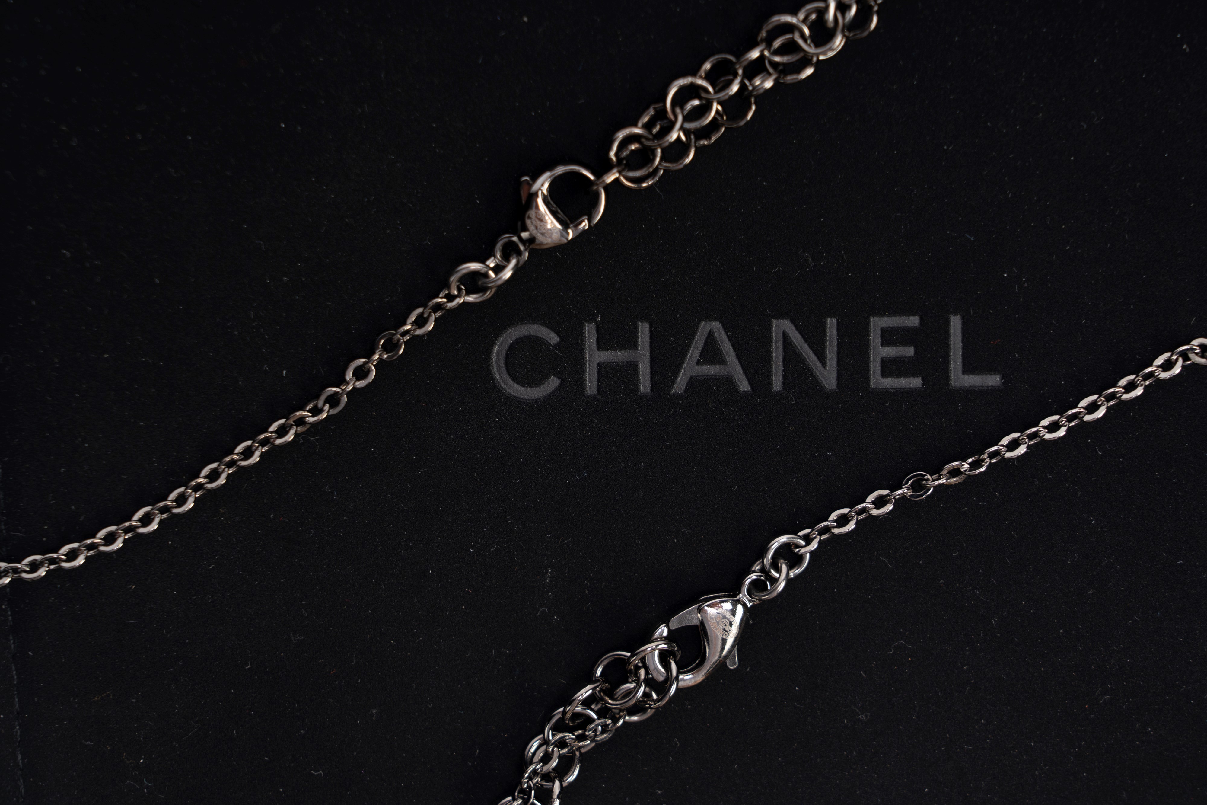 Lotto composto da due collane