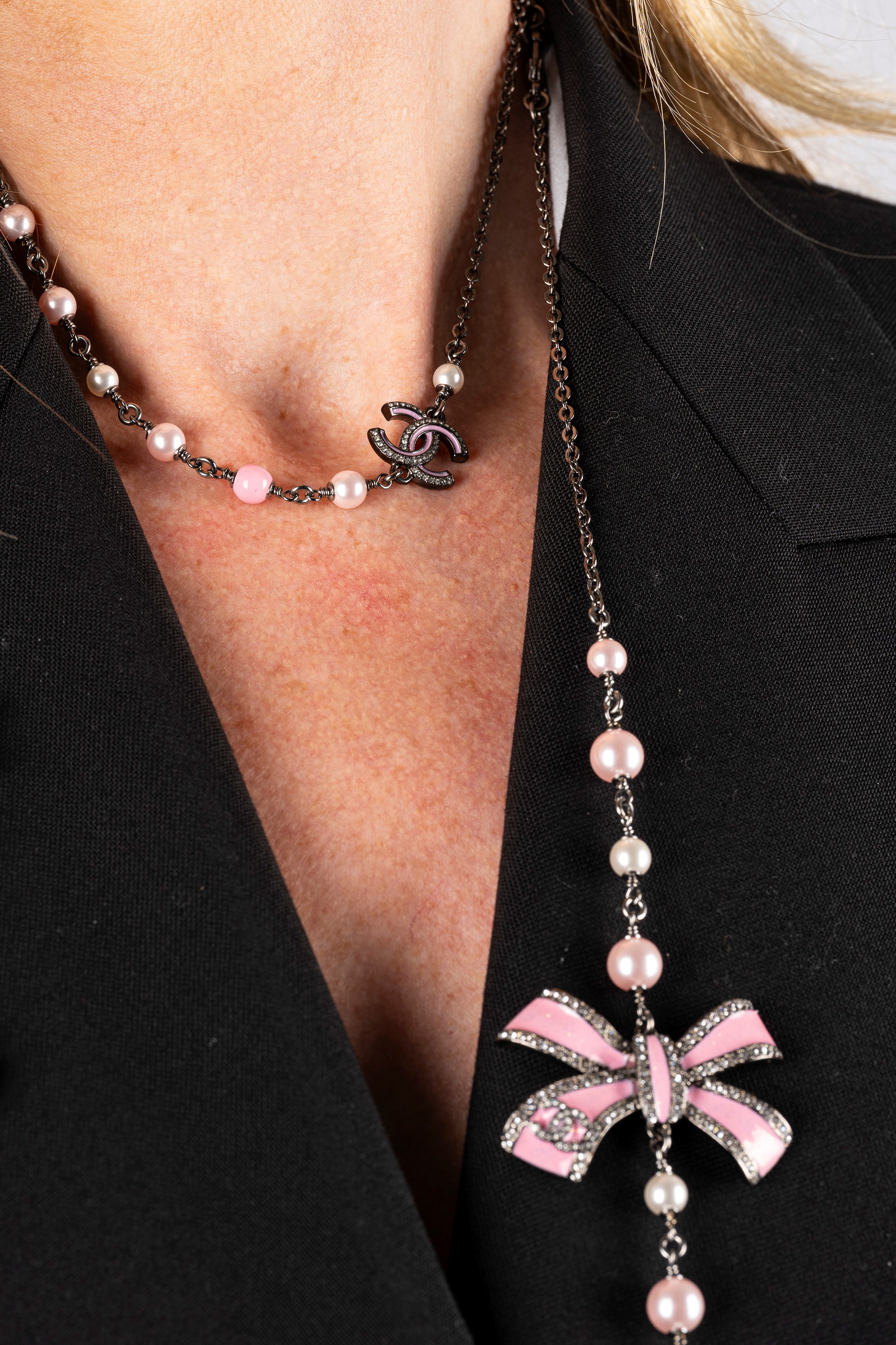 Lotto composto da due collane