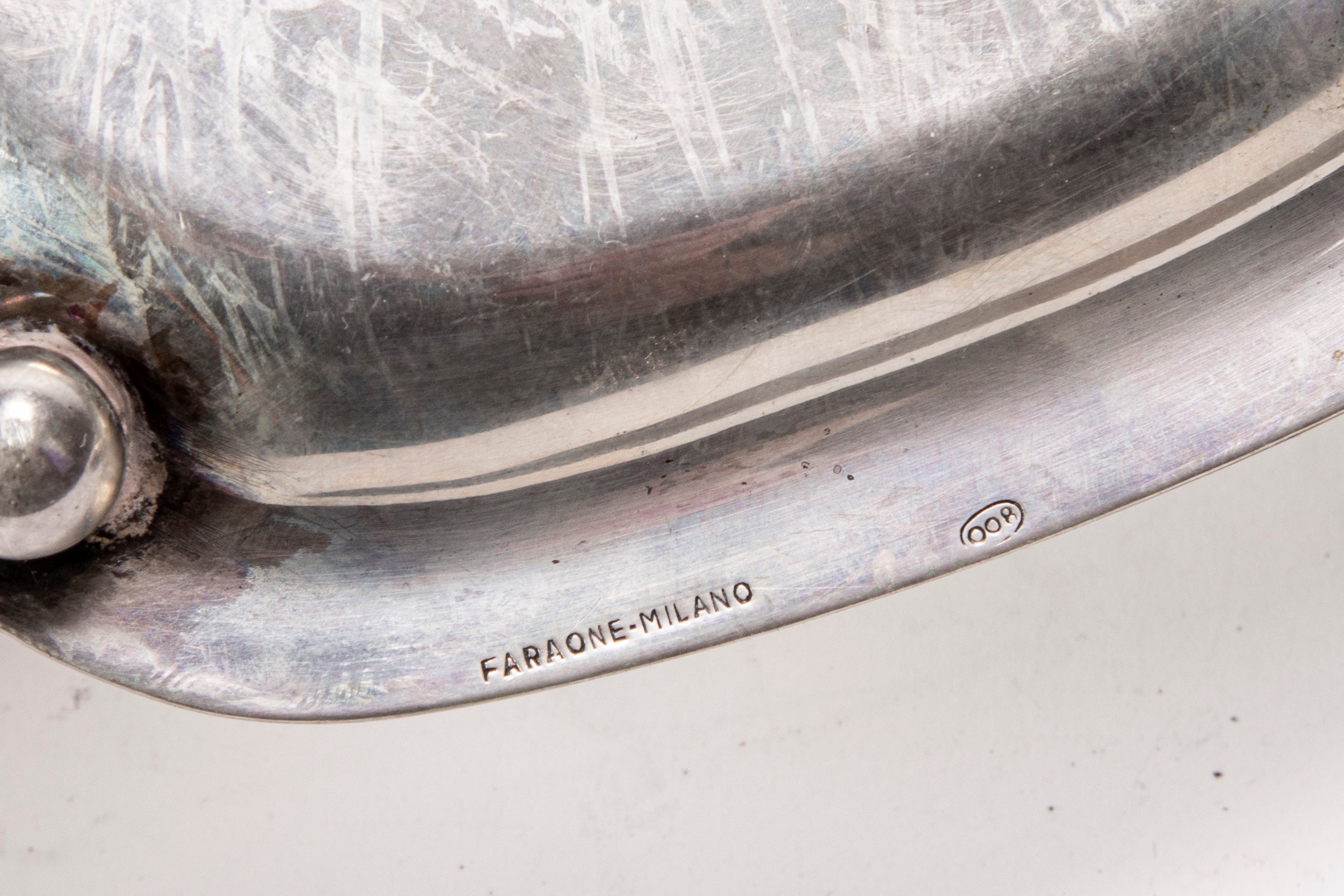 Lotto di nove oggetti