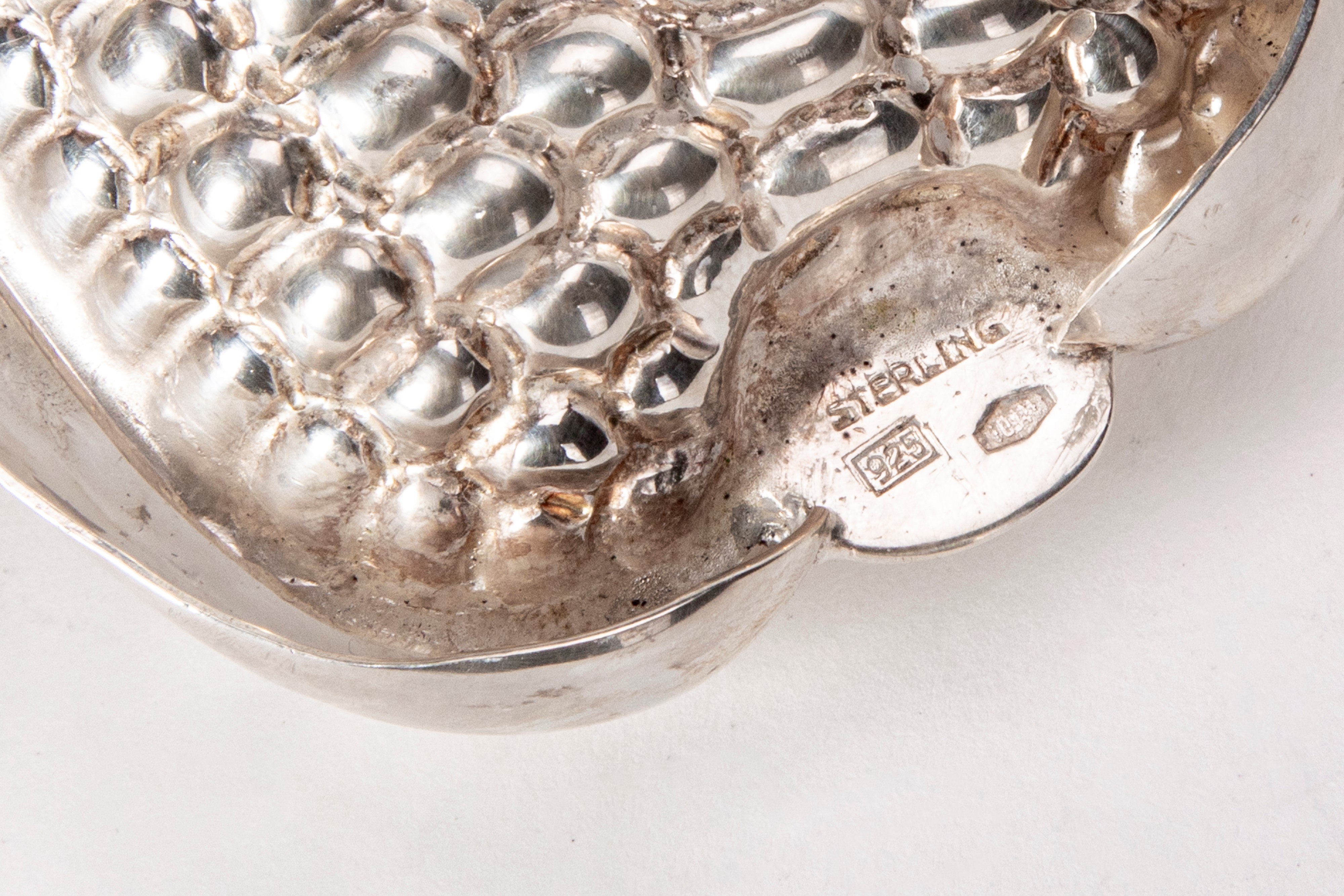 Lotto di quattro oggetti