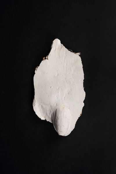 L’Angelo, frammento in gesso