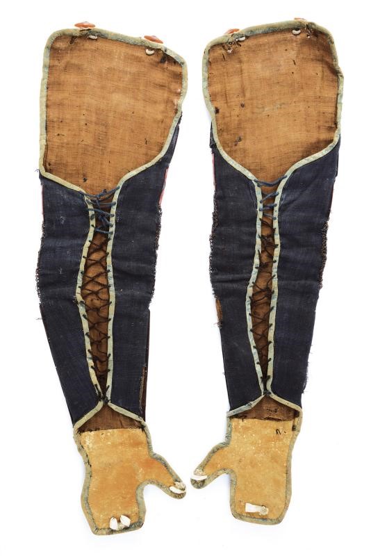 Imponente tosei-gusoku (armatura da samurai) in lacca rossa