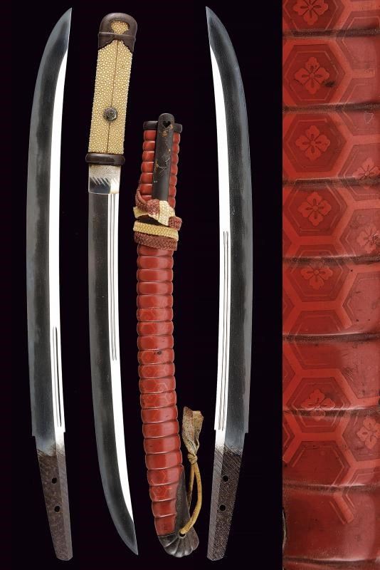 Bellissimo ko-wakizashi di scuola Mino con Mon di Oda Nobunaga
