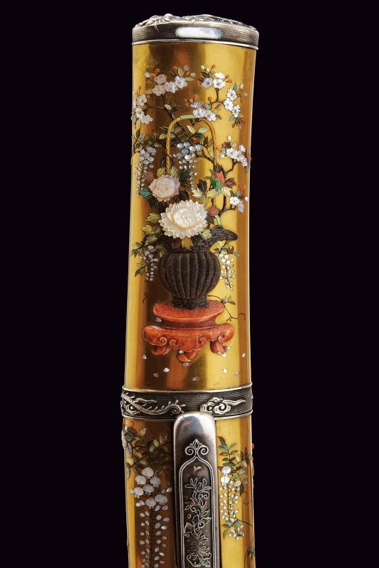 Magnifico Koshirae per Tanto in lacca dorata con decorazione Shibayama