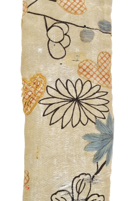 Magnifico Koshirae per Tanto in lacca dorata con decorazione Shibayama