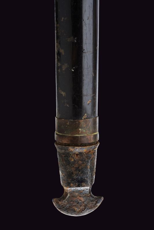 Naginata con decori laccati