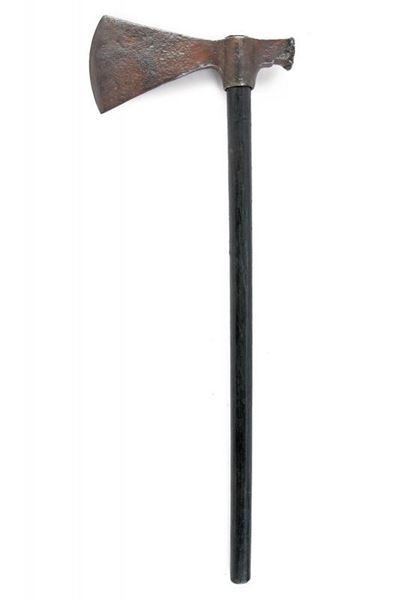 Ascia da zappatore, ferro e legno, Austria, lunghezza 94 cm