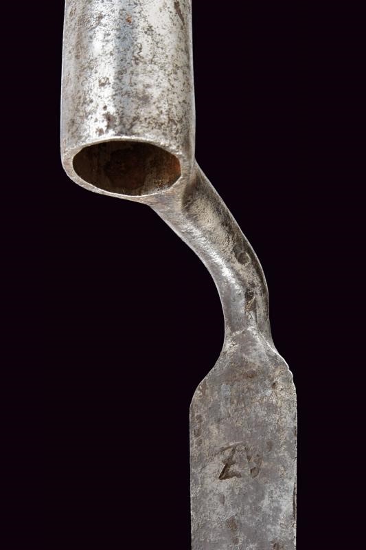 Baionetta a manicotto mod. 1754, Austria, lunghezza 44.5 cm.