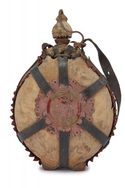 Borraccia in legno tornito, tecnica dell'Impero austro-ungarico, diametro 21 cm
