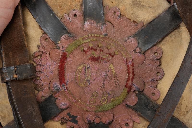 Borraccia in legno tornito, tecnica dell'Impero austro-ungarico, diametro 21 cm