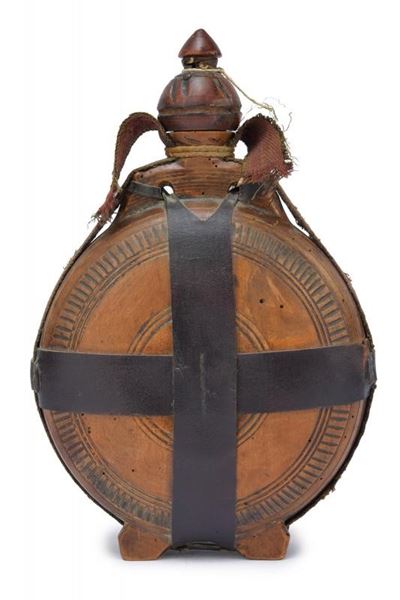 Borraccia in legno tornito, Austria, diametro 17 cm