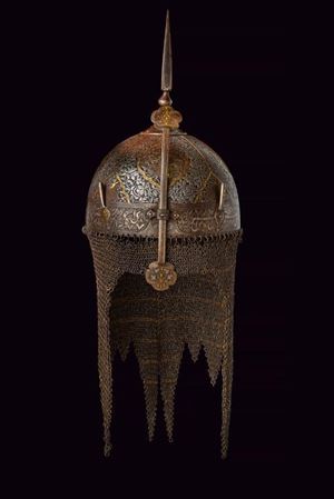 Bel khula-khud decorato con arcieri