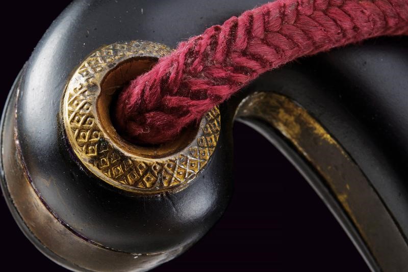 Shamshir, lama curva a un filo in ottone dorato, lunghezza 93 cm