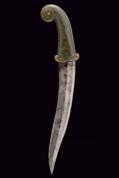 Kandshar con impugnatura in giada, India, lunghezza 39.5 cm