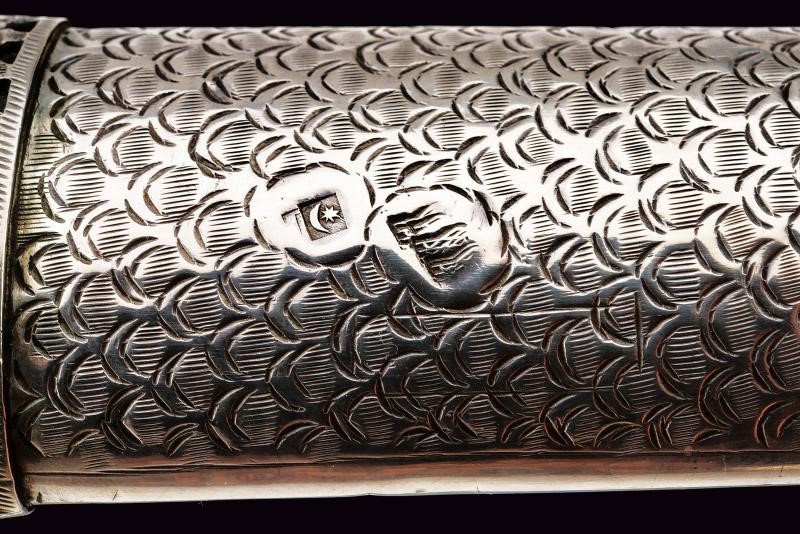 Pugnale Ottomano, Raro pugnale con fornimenti in argento