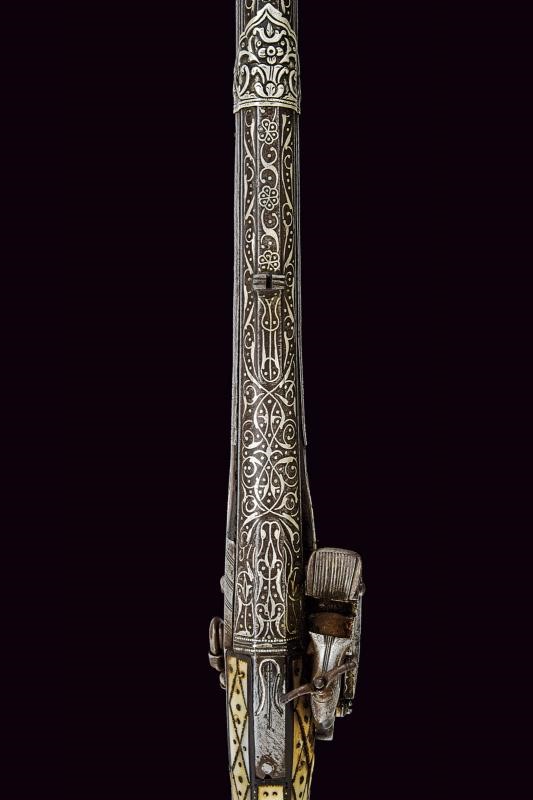 Fucile alla morlacca a pietra focaia, Balcani, lunghezza 149 cm.