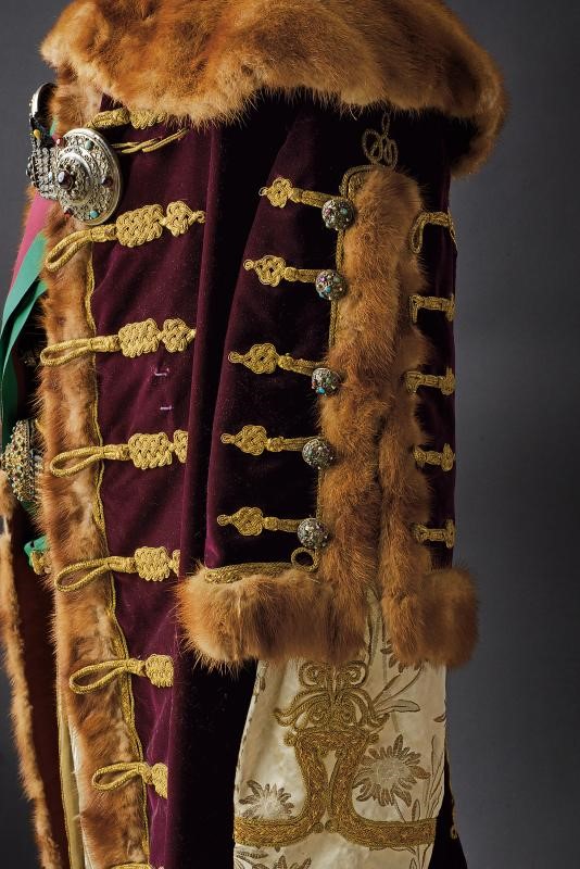 Uniforme da gala di un magnate ungherese, circa 190 cm