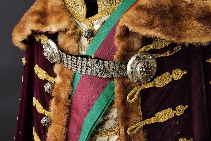 Uniforme da gala di un magnate ungherese, circa 190 cm