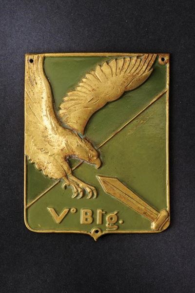 Distintivo del V Battaglione, Repubblica Sociale Italiana, 6 x 7.8 cm