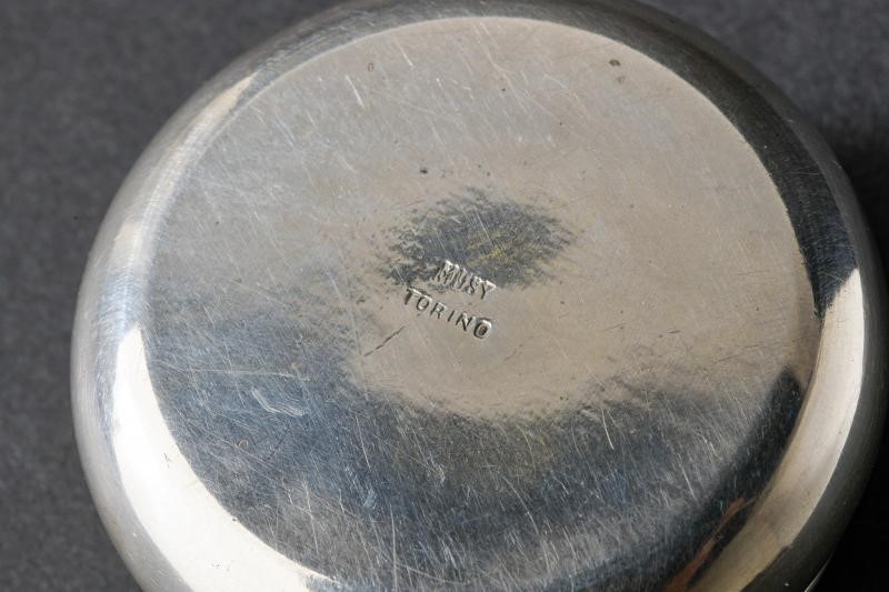 Scatola d'argento, Torino, con monogramma reale 'VE' e bordo decorato