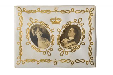 Umberto II di Savoia, Maria José di Sassonia Coburgo Gotha - Scatola commemorativa del matrimonio...