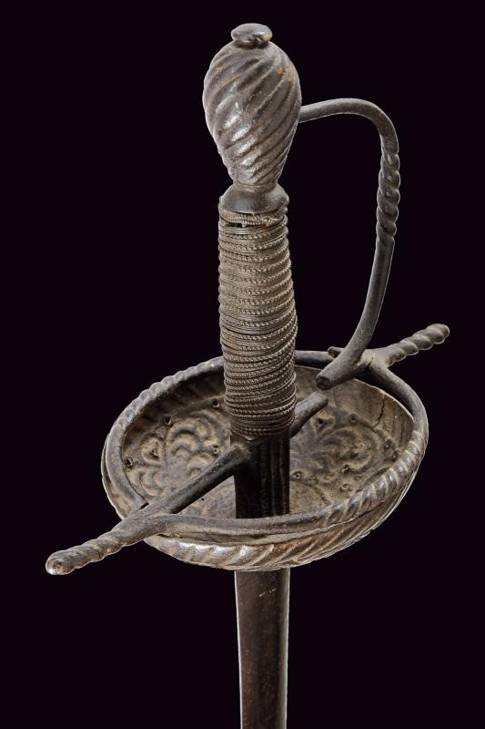 Spada a tazza, Europa, lunghezza 95,2 cm