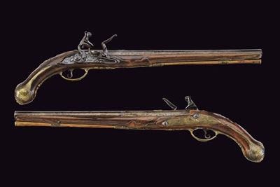 Paio di pistole a pietra focaia, Italia, lunghezza 46 cm