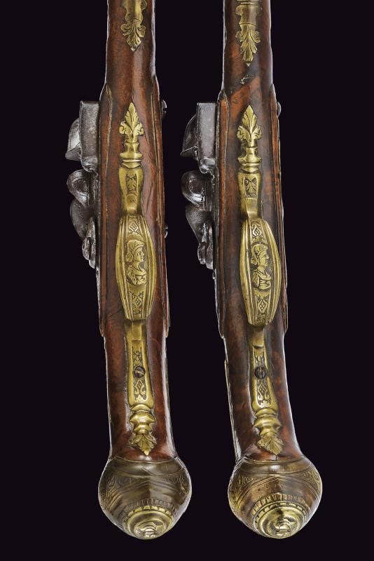 Paio di pistole a pietra focaia, Italia, lunghezza 46 cm