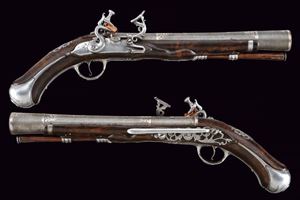Interessante e raro paio di pistole alla fiorentina con canne orientali a tromboncino