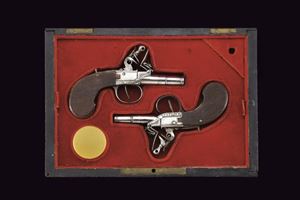 Paio di piccoli mazzagatti a pietra focaia