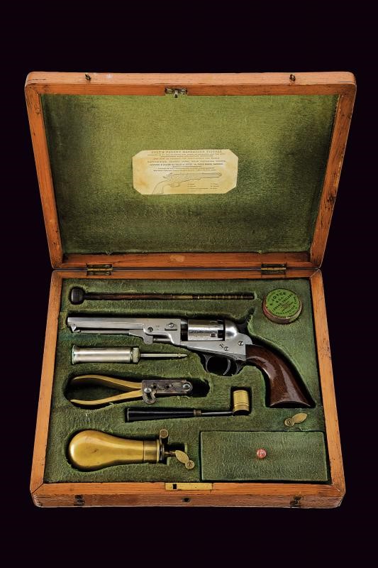 Colt, Model 1849 Pocket Revolver, cassa in legno con accessori