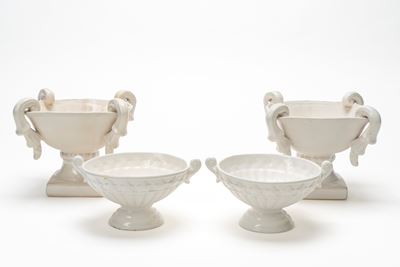 Due Coppie di Alzate Biansate in Ceramica Smaltata Bianca