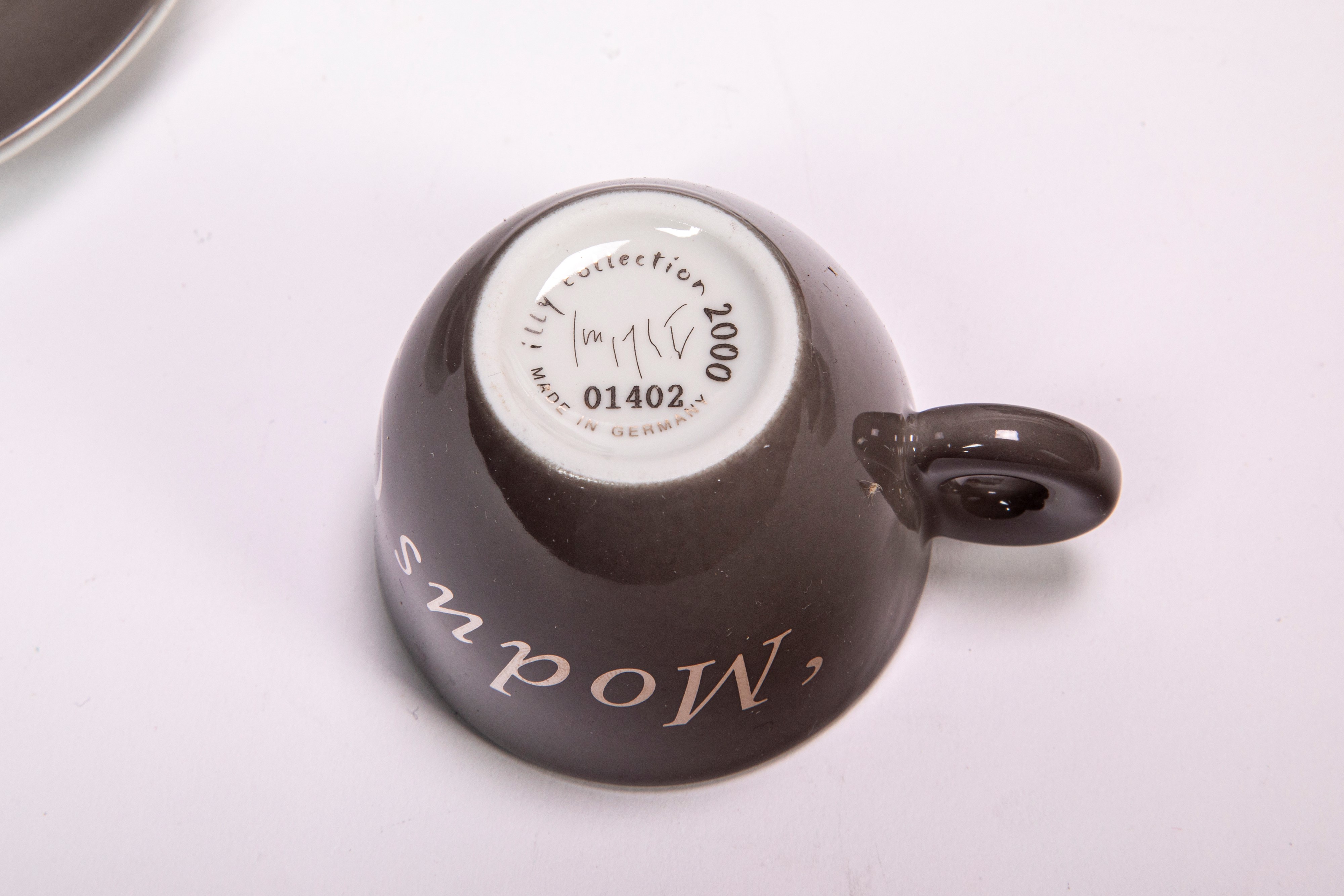 "Modus Operandi" – Joseph Kosuth, Set di sei tazzine da espresso, edizione Illycaffè “Illy Collec...