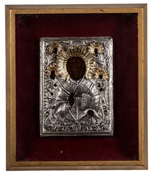 Icona raffigurante San Nicola Taumaturgo con riza in argento sbalzato e dorato. Russia, XIX secolo 