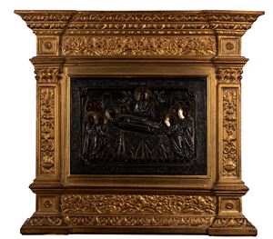 Icona su tavola della Dormizione della Santissima Madre di Dio con riza in metallo argentato sbalzato e dorato. Russia, secolo XIX