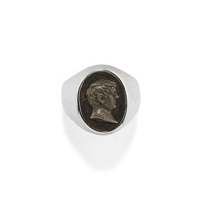 Anello con cammeo 